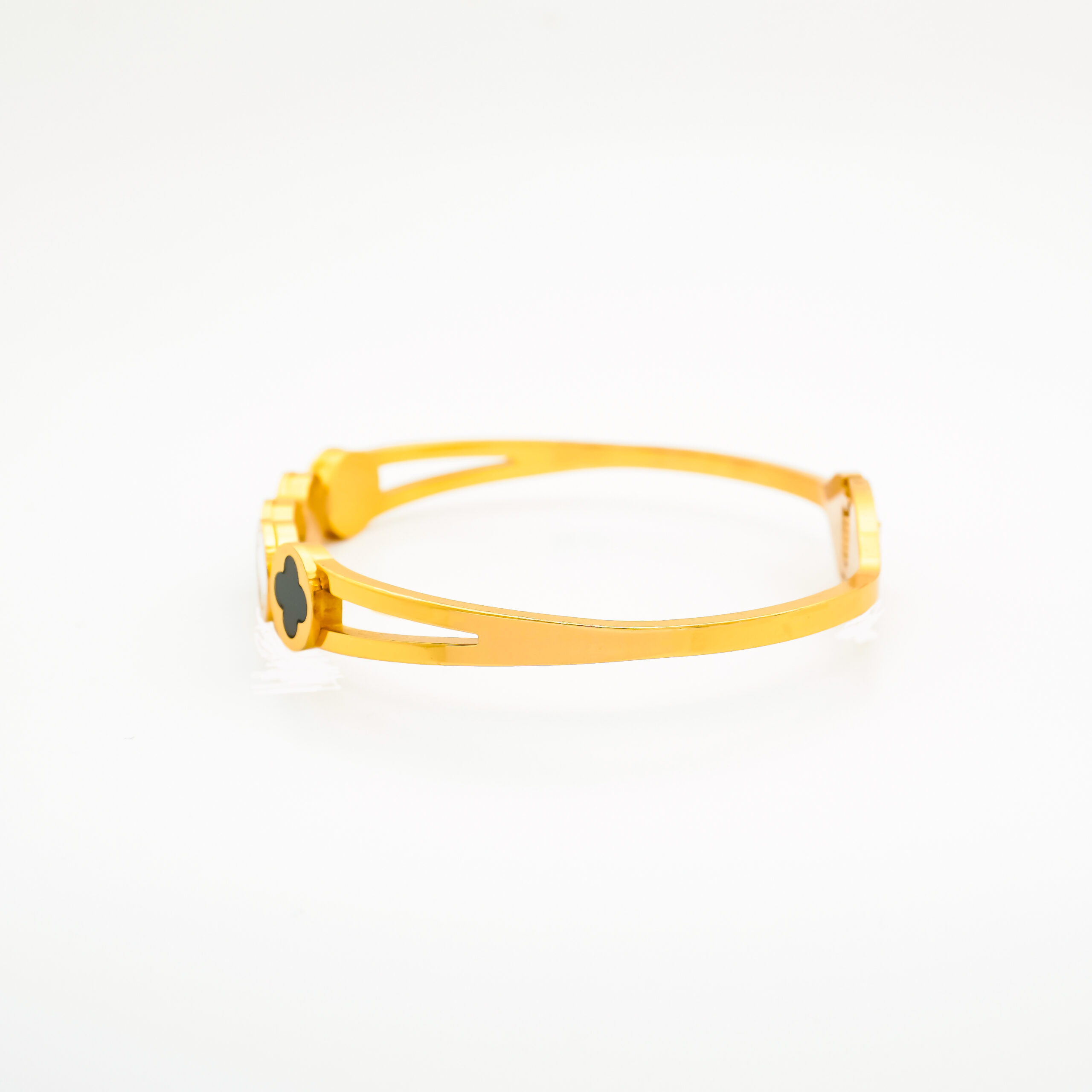 Elegant Anti Tarnish Bracelet with Black and White Enamel Accents - Image 2