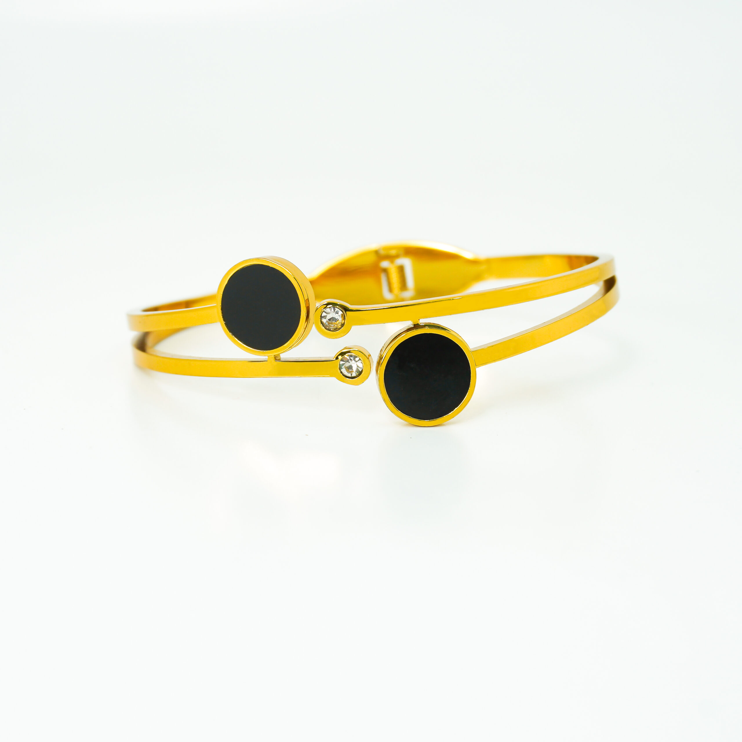 Elegant Anti Tarnish Dual Disc Bracelet with Black Stone Accents