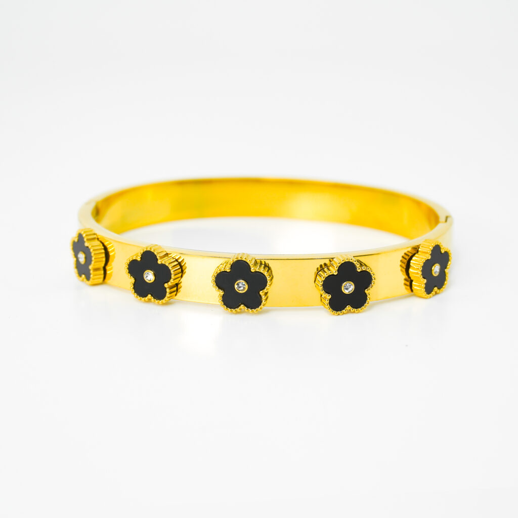 Elegant Anti Tarnish Black Clover Charm Bracelet with Crystal Accents